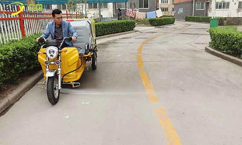 小型高壓清洗車，經(jīng)濟實惠，適合小區(qū)物業(yè)，景區(qū)廠區(qū)使用