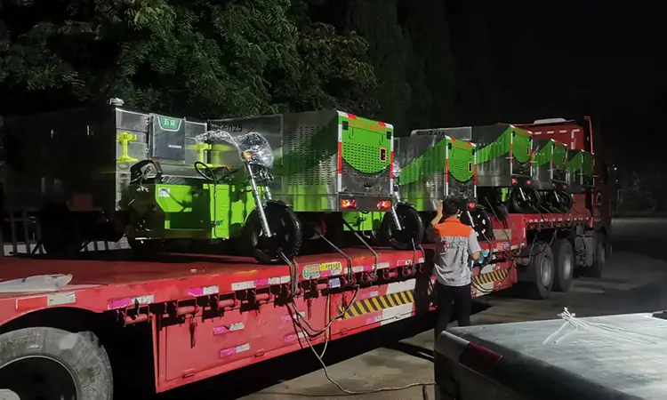 純電動(dòng)三輪高壓清洗車(chē)