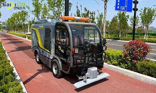 道路污染清除車深層次路面清潔，路面養(yǎng)護車