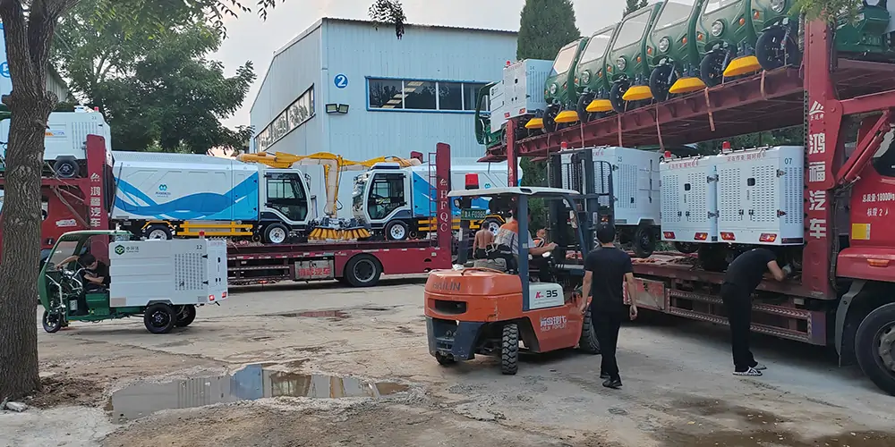 樹葉收集車_多功能樹葉收集車_吸樹葉的機器_新型樹葉收集車_電動樹葉專用收集車