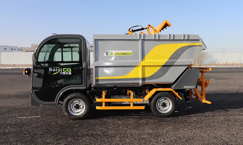 后裝式垃圾清運(yùn)車助力環(huán)衛(wèi)事業(yè)，促進(jìn)城市環(huán)境衛(wèi)生持續(xù)改善
