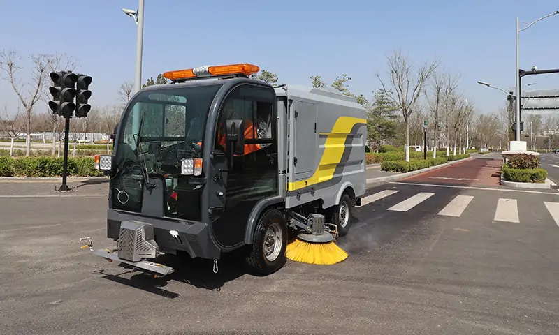 新能源純電動(dòng)洗掃車助力市政衛(wèi)生建設(shè)，打造綠色清潔城市