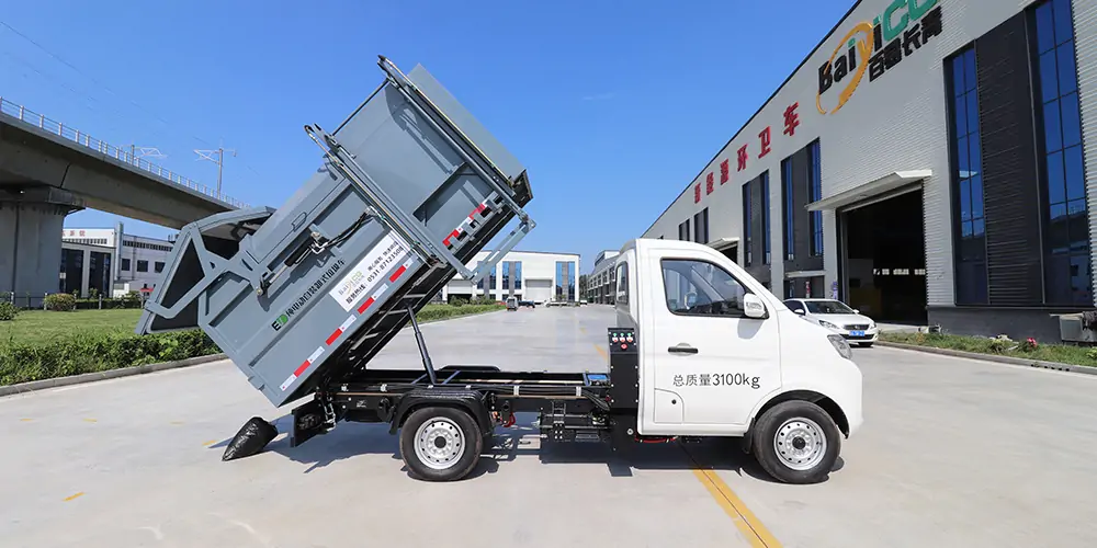 新能源側(cè)裝垃圾車，新能源垃圾車，小型垃圾車，純電動垃圾車，環(huán)衛(wèi)垃圾車，垃圾車