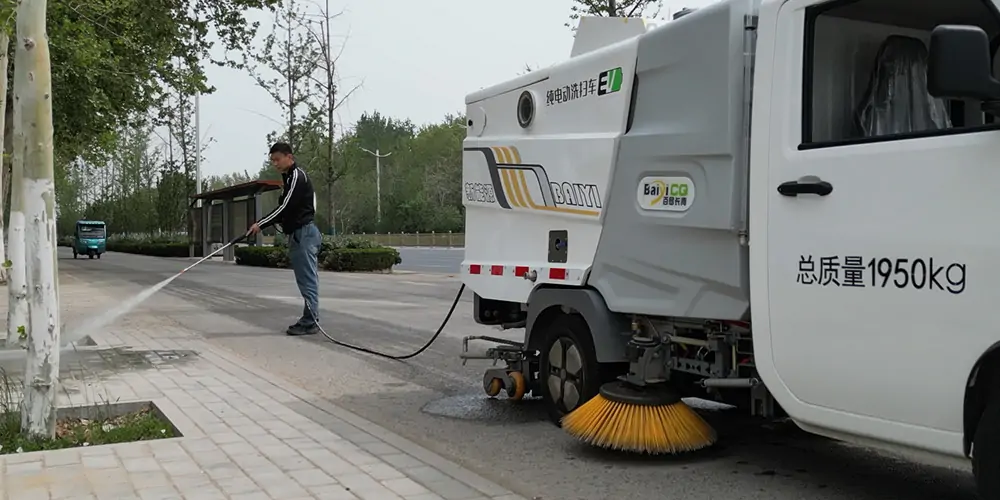 新能源洗掃車(chē)_小型洗掃車(chē)_洗掃車(chē)_純電動(dòng)洗掃車(chē)